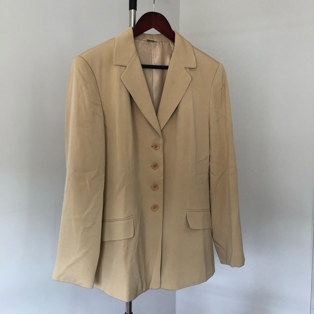 100% silk blazer, fully lined size 14 Large